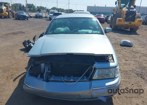 2004 Mercury Grand Marquis Gs из США, поврежденный, VIN 2MEFM74WX4X672773